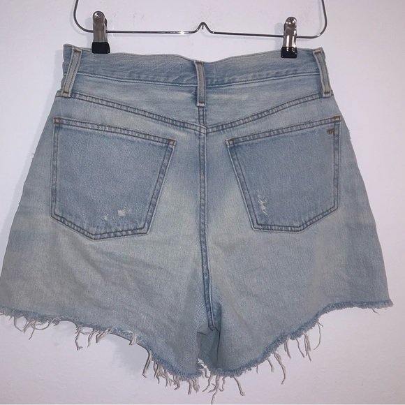 Madewell The MomJean Short Light Wash - Picture 12 of 15